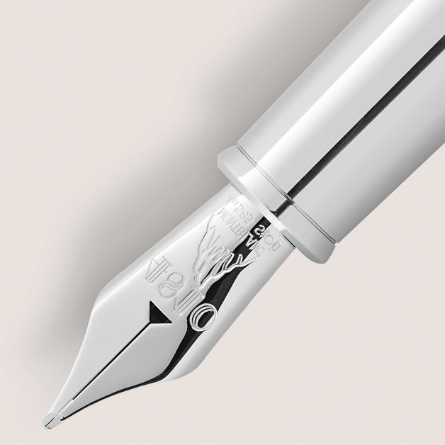 Montblanc Heritage Rouge et Noir „Baby“ Special Edition Korallfarbener Füllfederhalter
